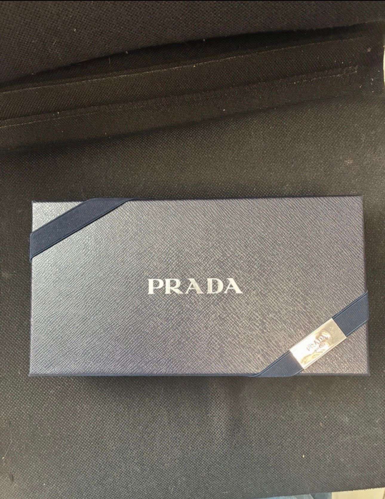Prada rukavice