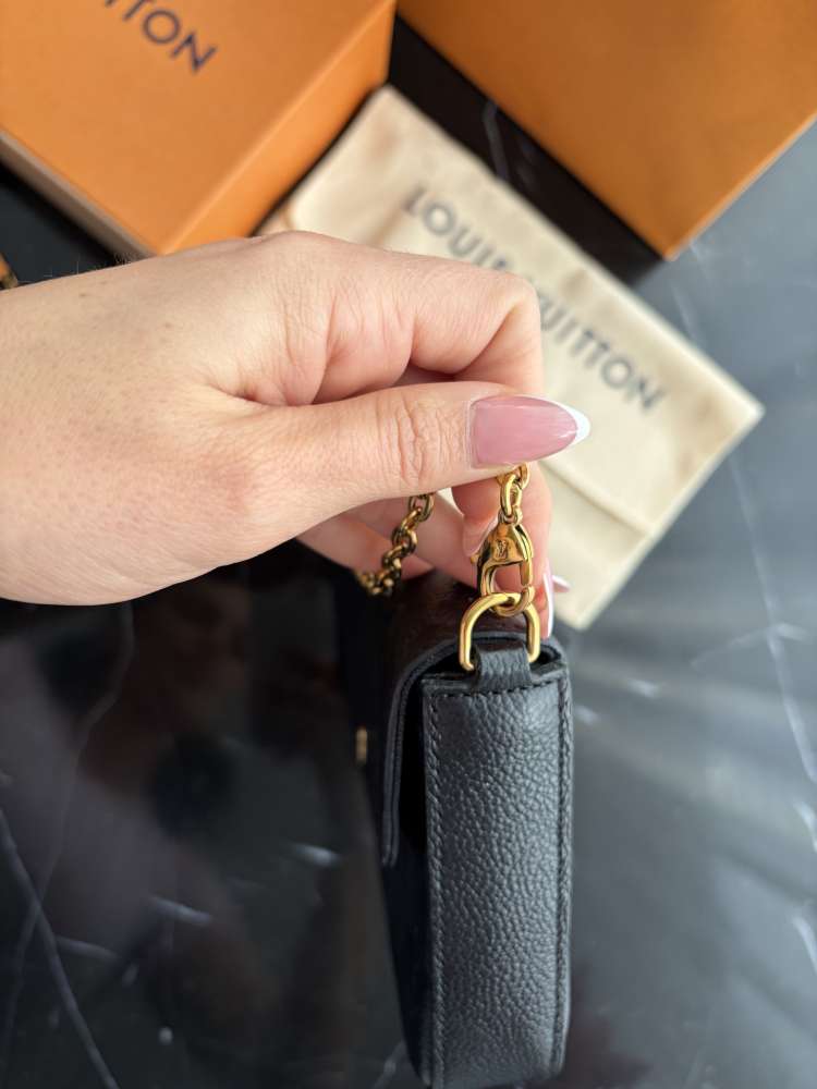 Lv FELICIE  GM M. EMP čierna