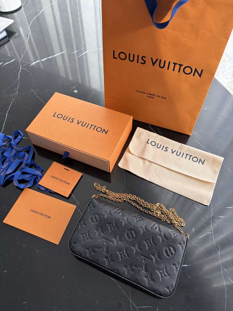 Lv FELICIE  GM M. EMP čierna