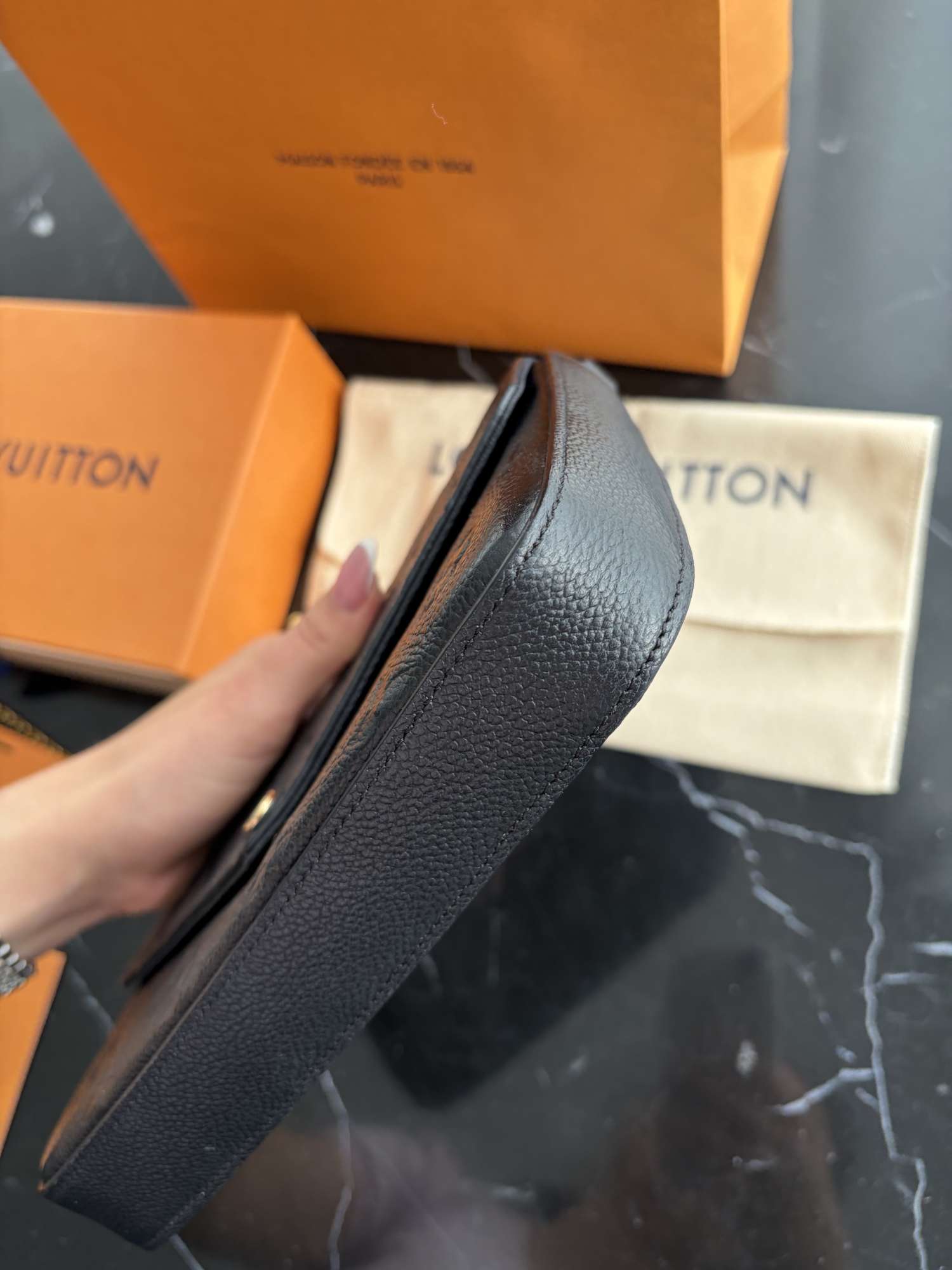 Lv FELICIE  GM M. EMP čierna