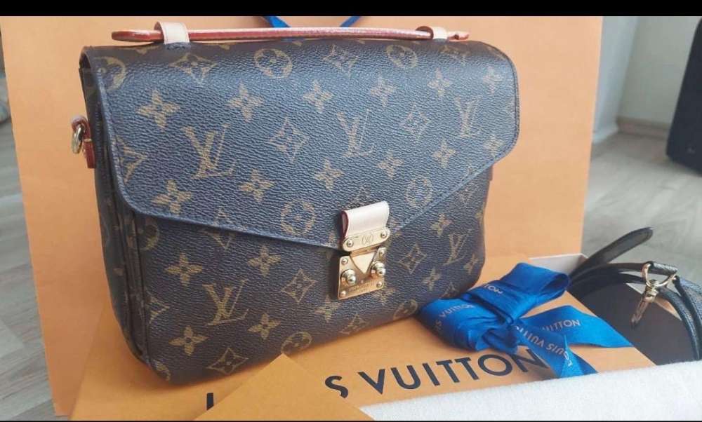 Louis Vuitton metis kabelka