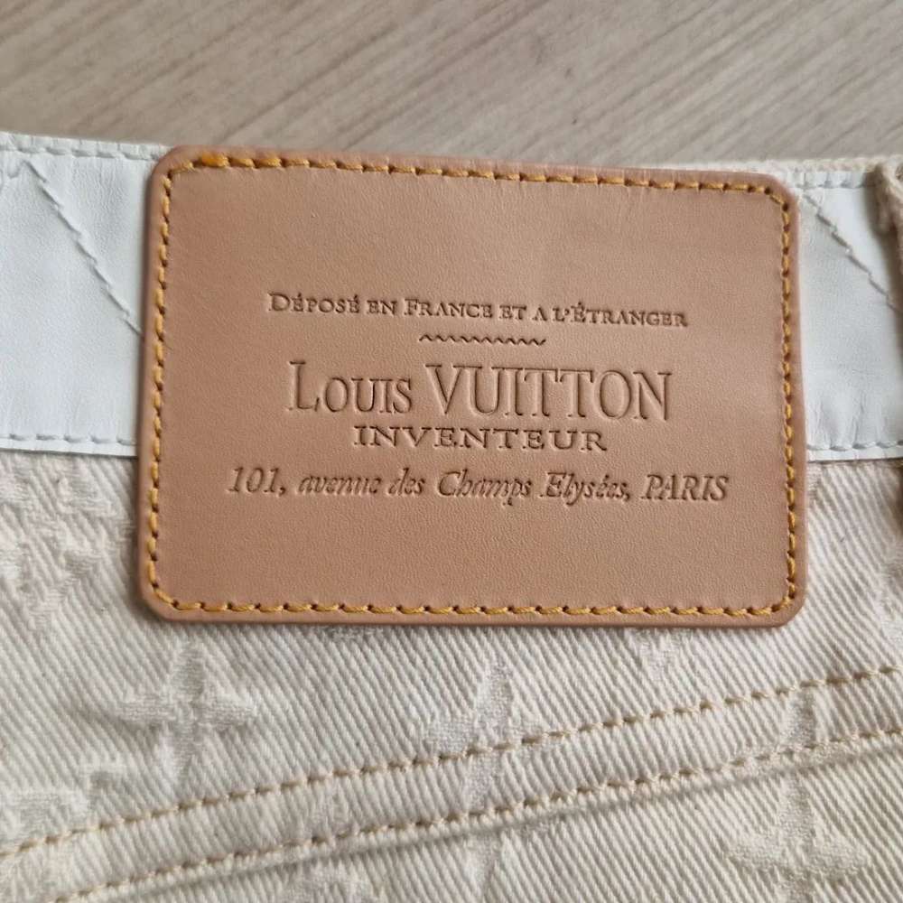 Louis Vuitton Sukne