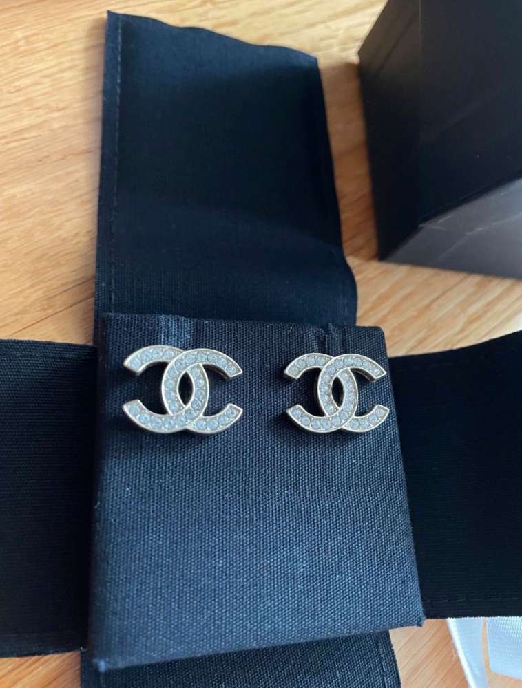 Chanel náušnice