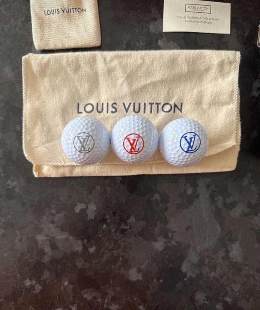 Louis Vuitton golfové loptičky