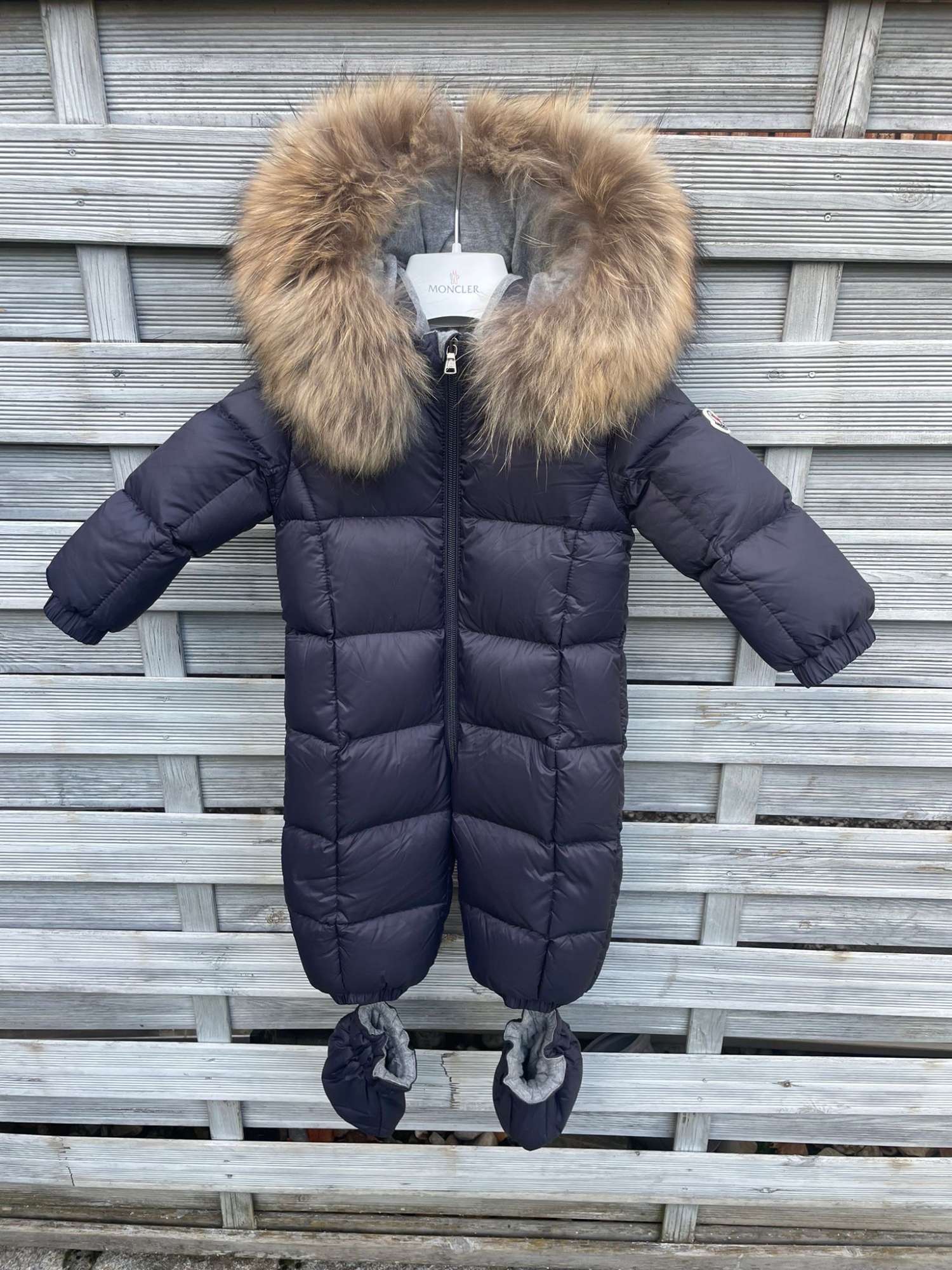 Moncler overal