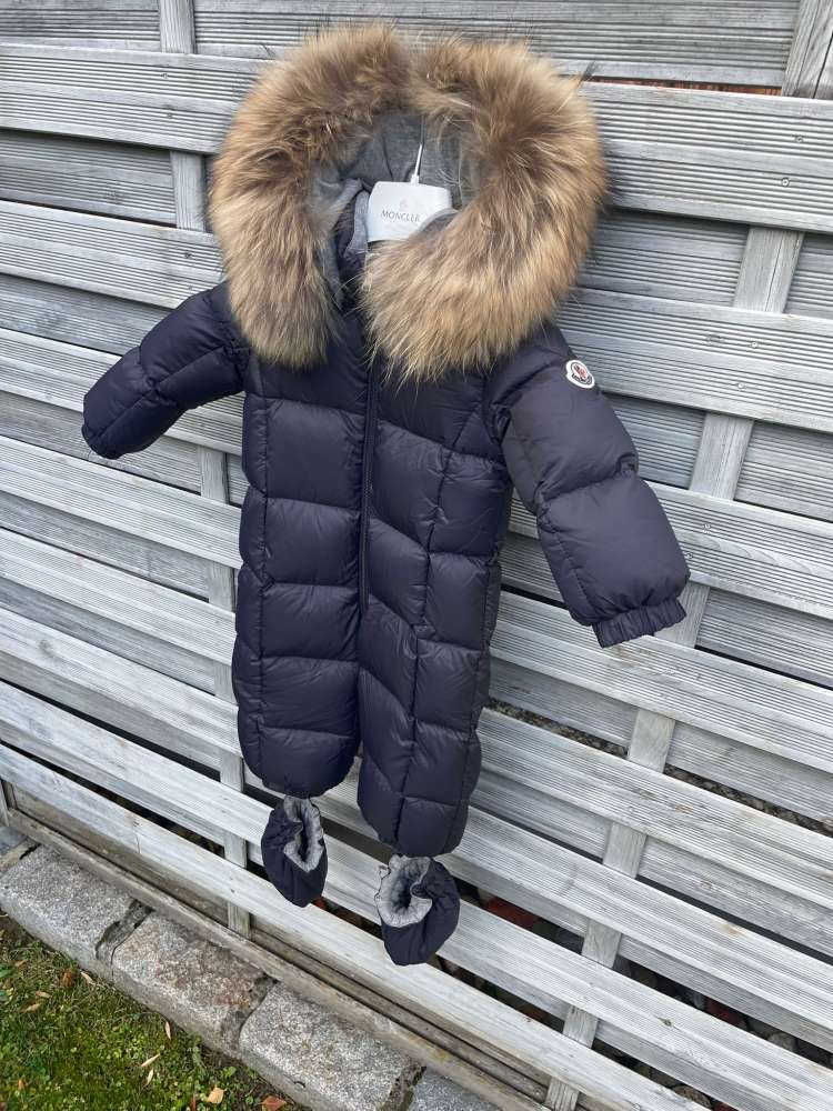 Moncler overal