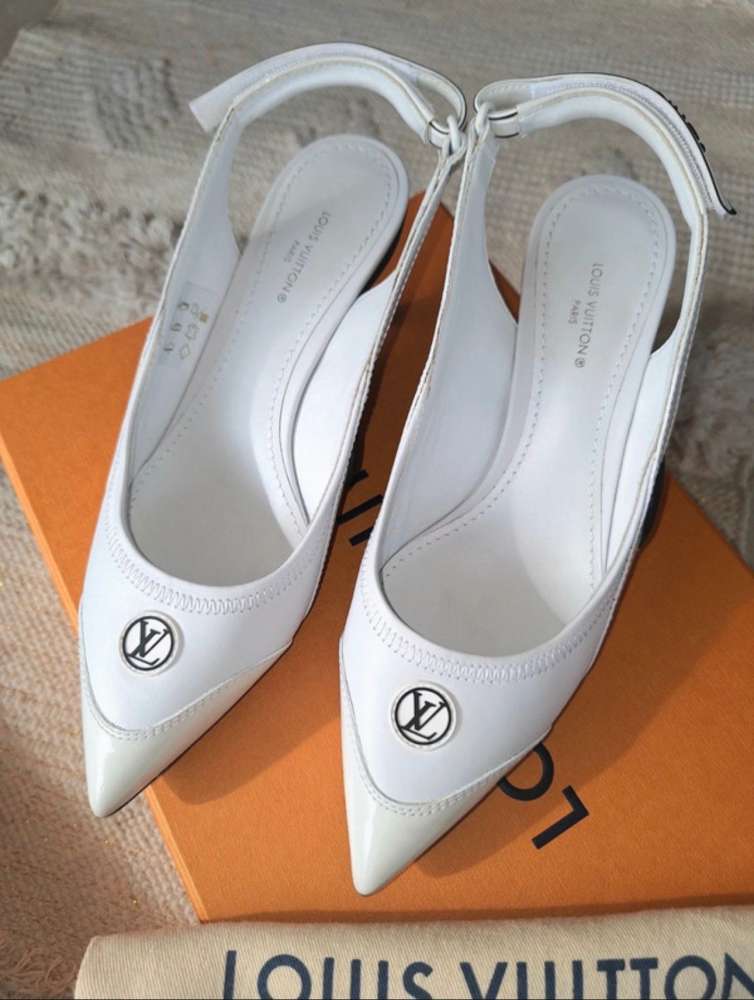 Louis Vuitton sandále