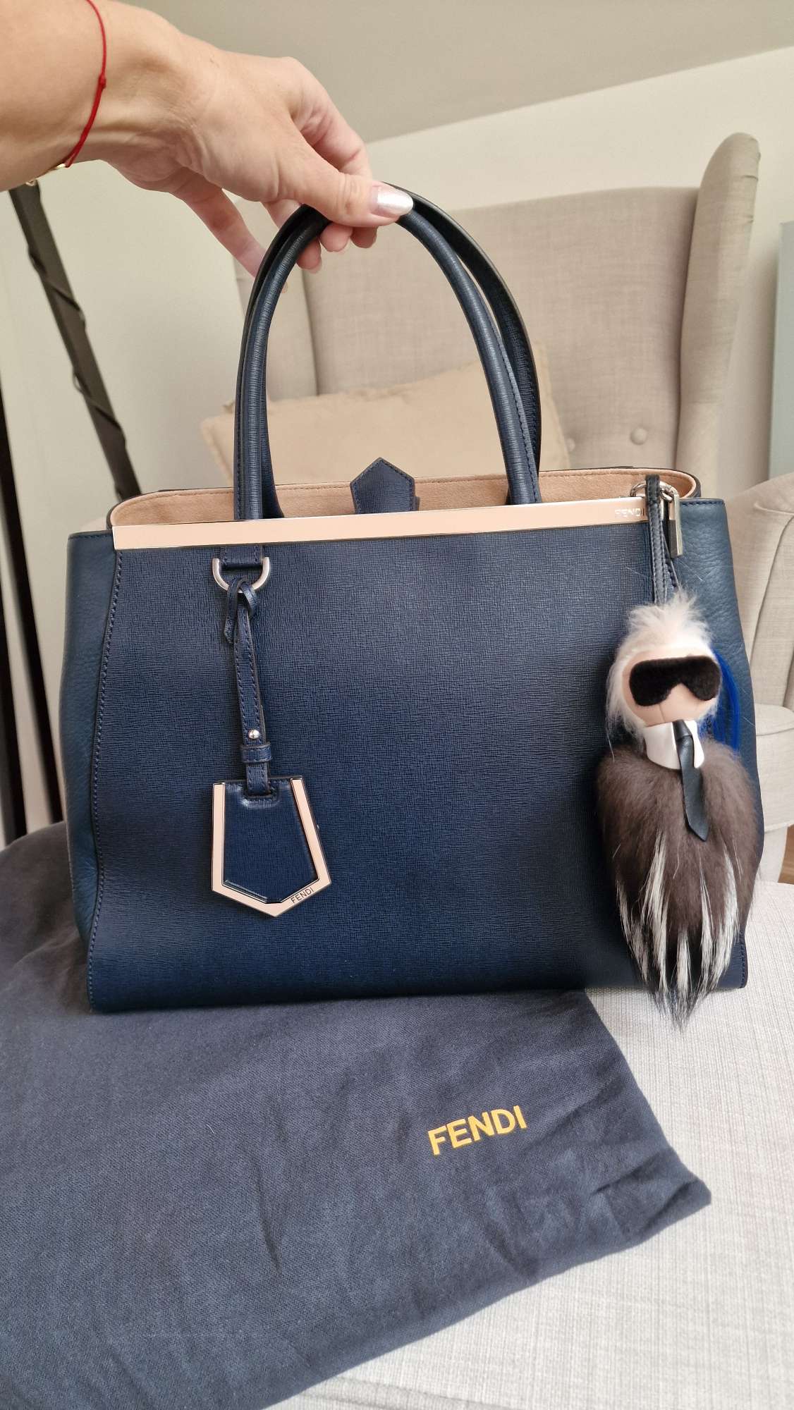 Kabelka FENDI 2JOURS