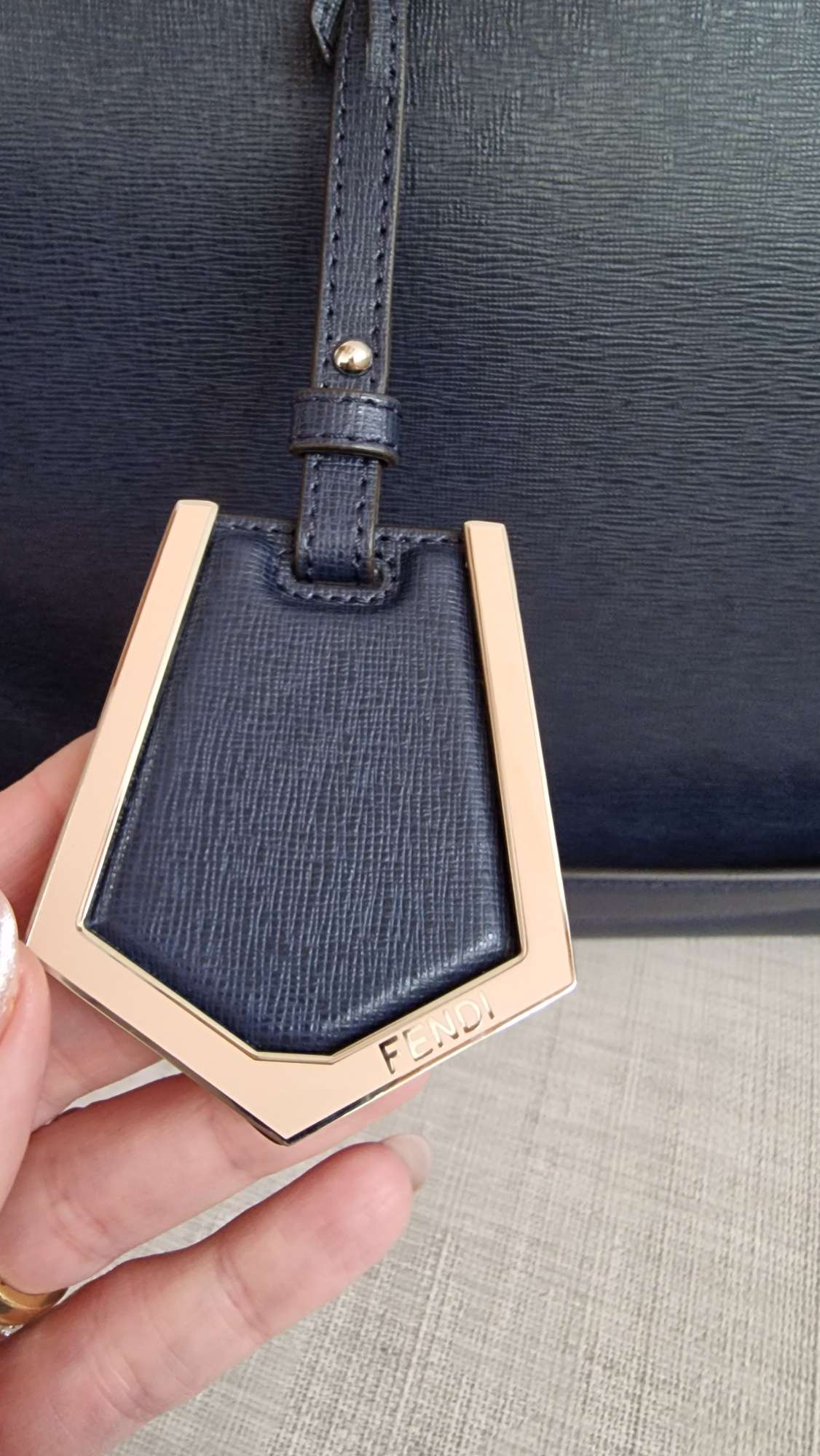 Kabelka FENDI 2JOURS