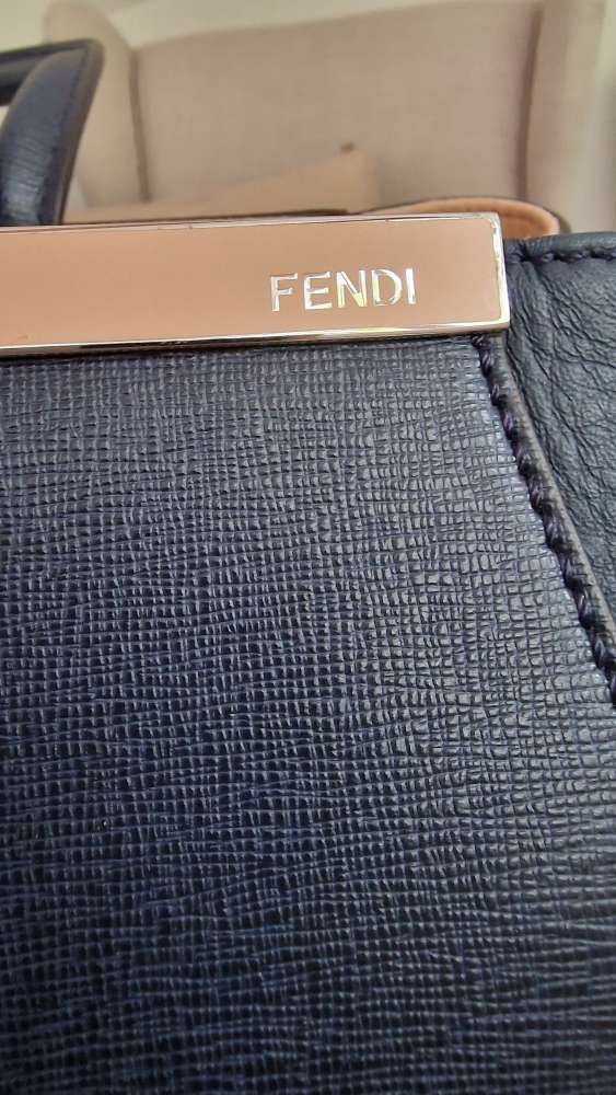 Kabelka FENDI 2JOURS