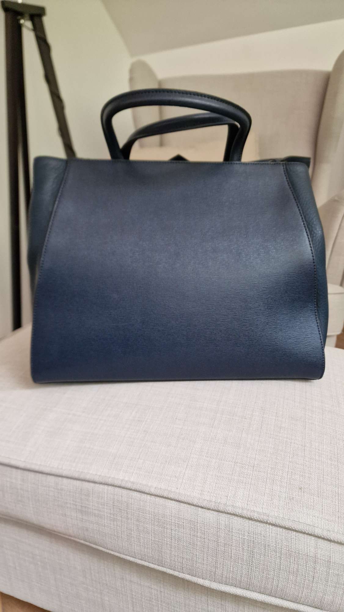 Kabelka FENDI 2JOURS