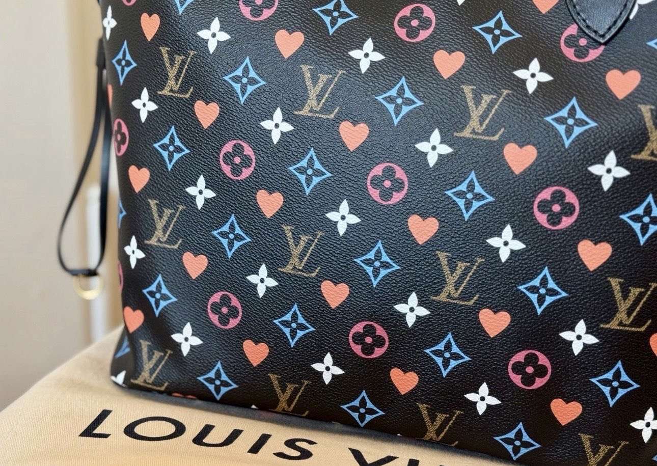 Louis Vuitton Neverfull limited edition
