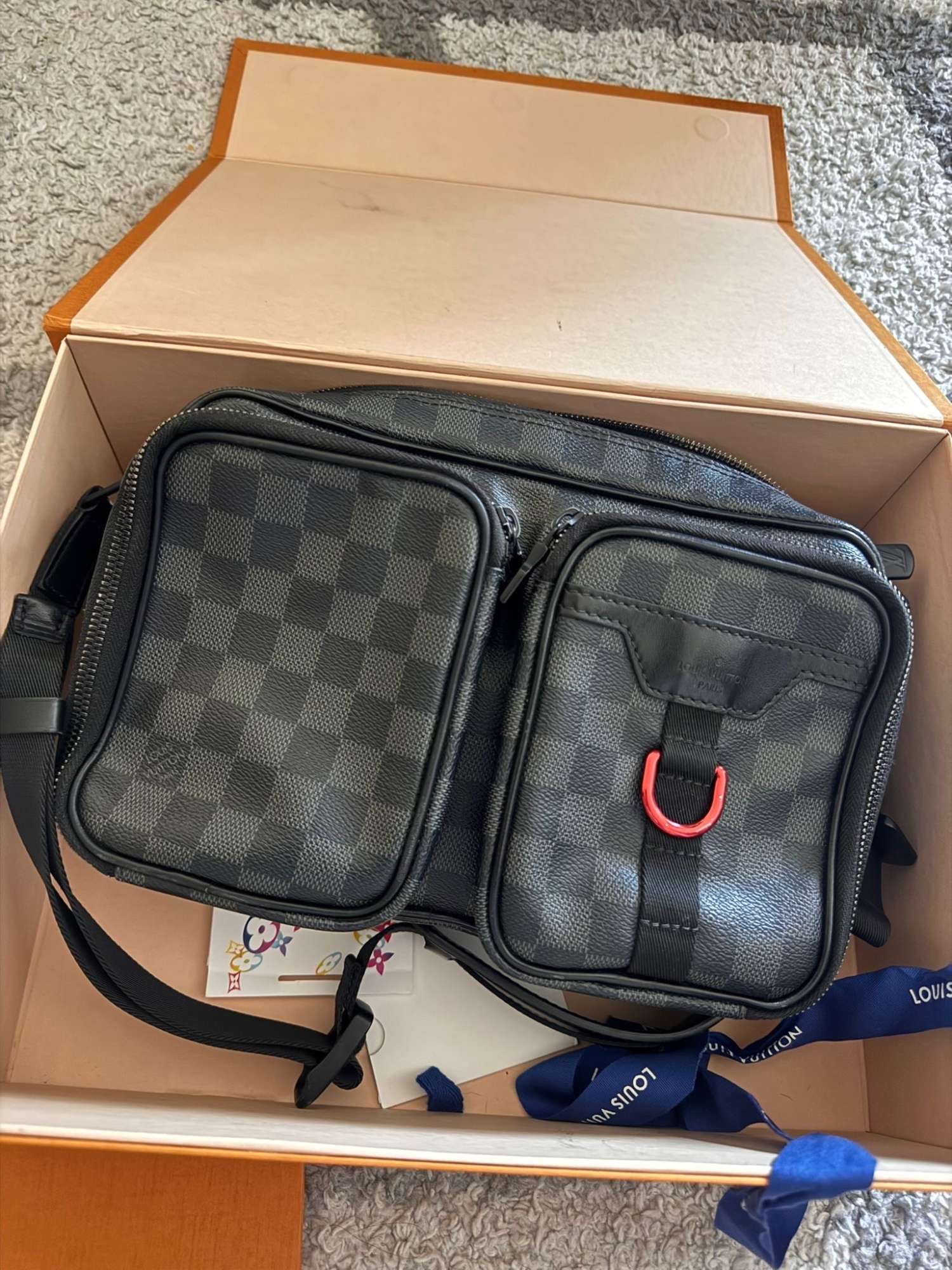 Louis Vuitton ladvinka