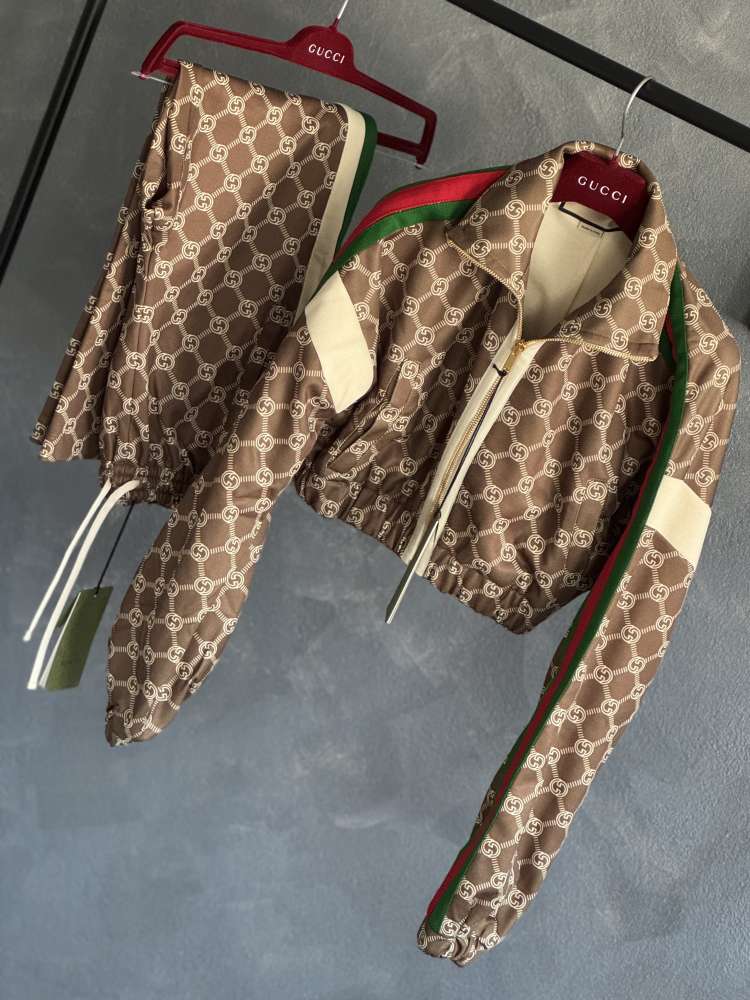 Gucci luxusný komplet