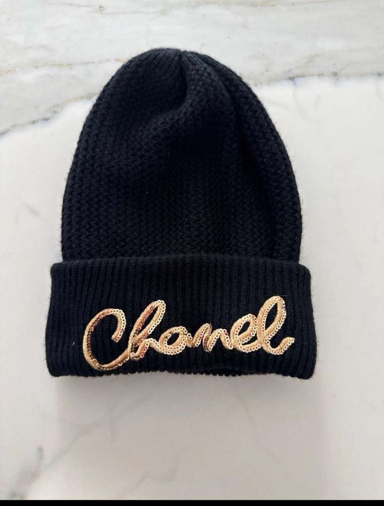 Chanel čiapka