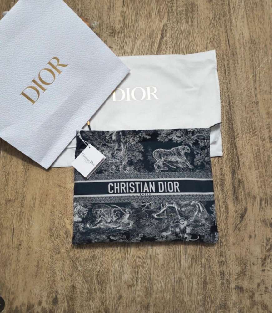 Dior clutch