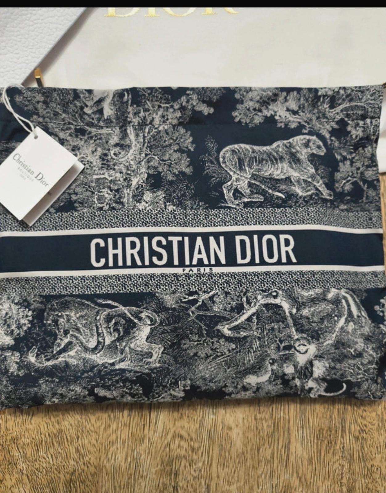 Dior clutch