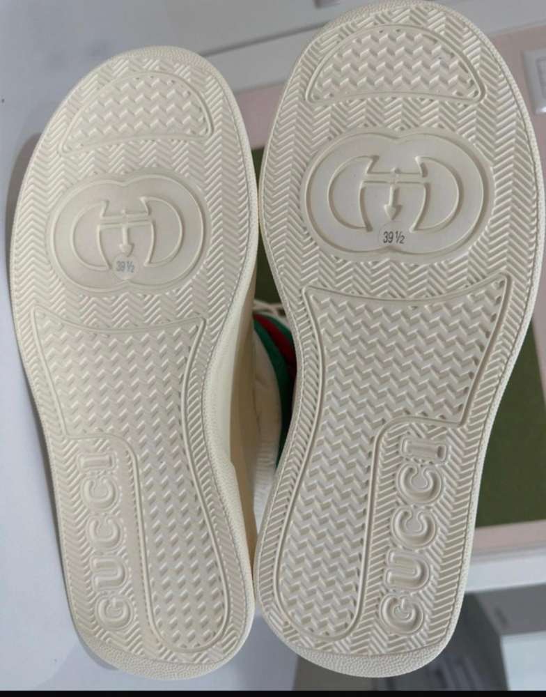 Gucci snehule