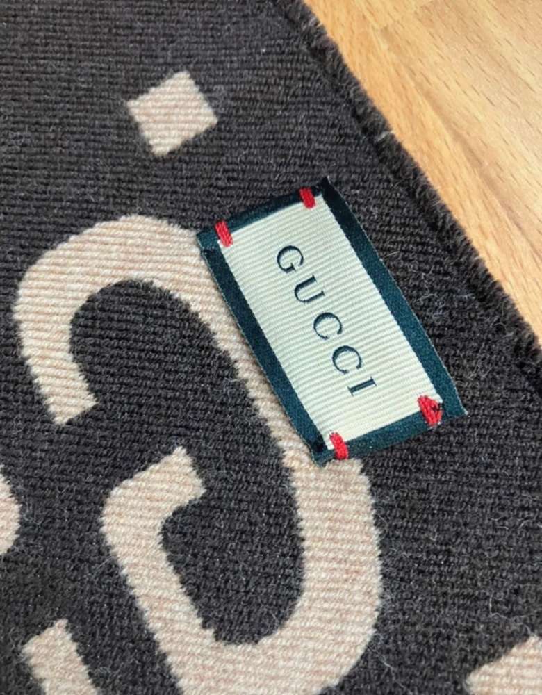Gucci šál