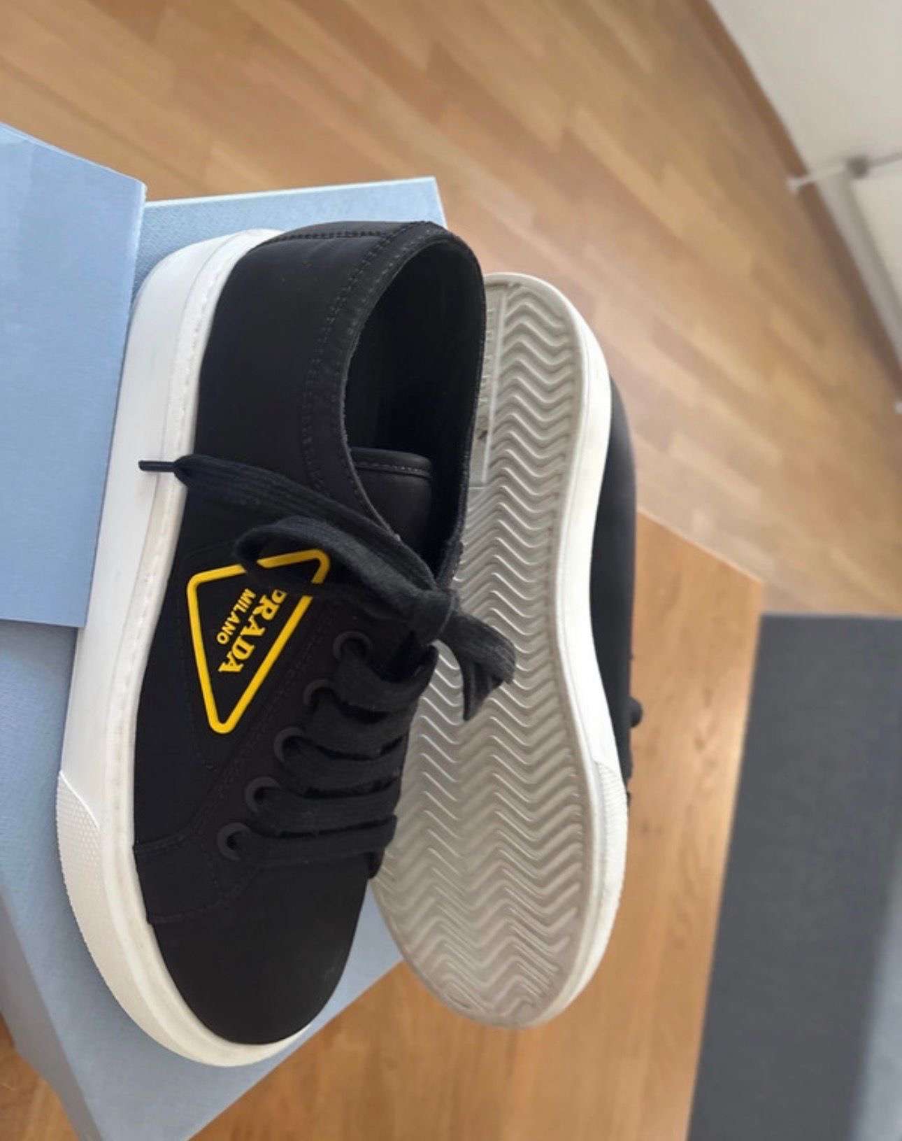 Prada tenisky