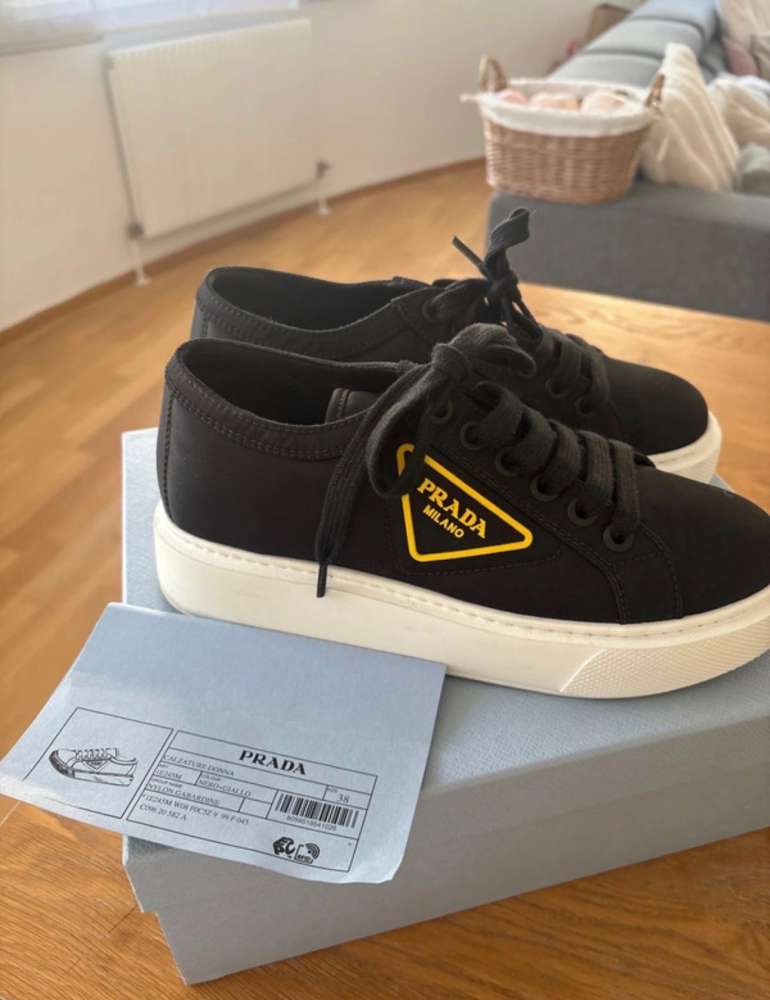 Prada tenisky