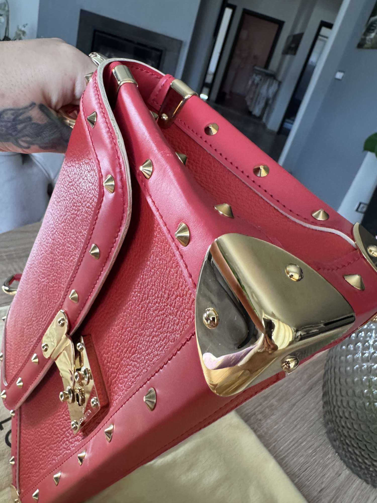 Louis Vuitton Suhali shoulder bag