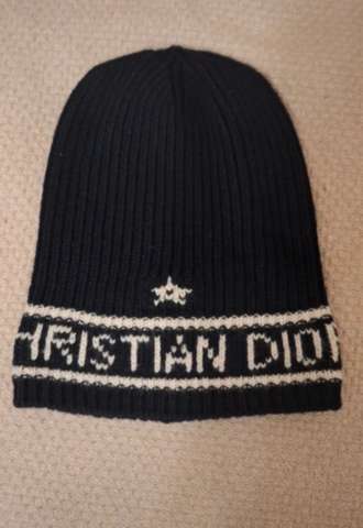 https://vipluxury.sk/Dior čiapka