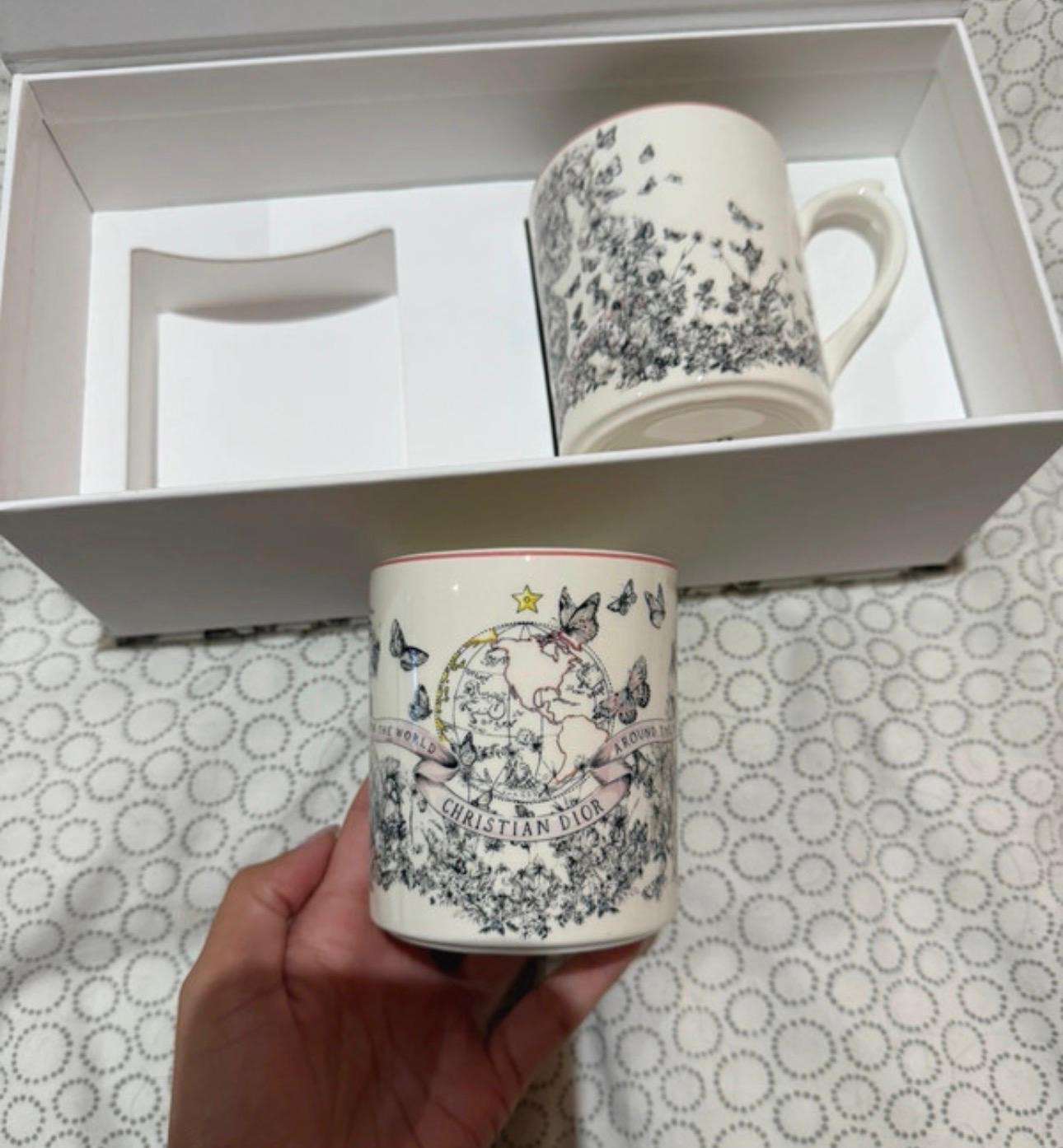 Dior hrnčeky