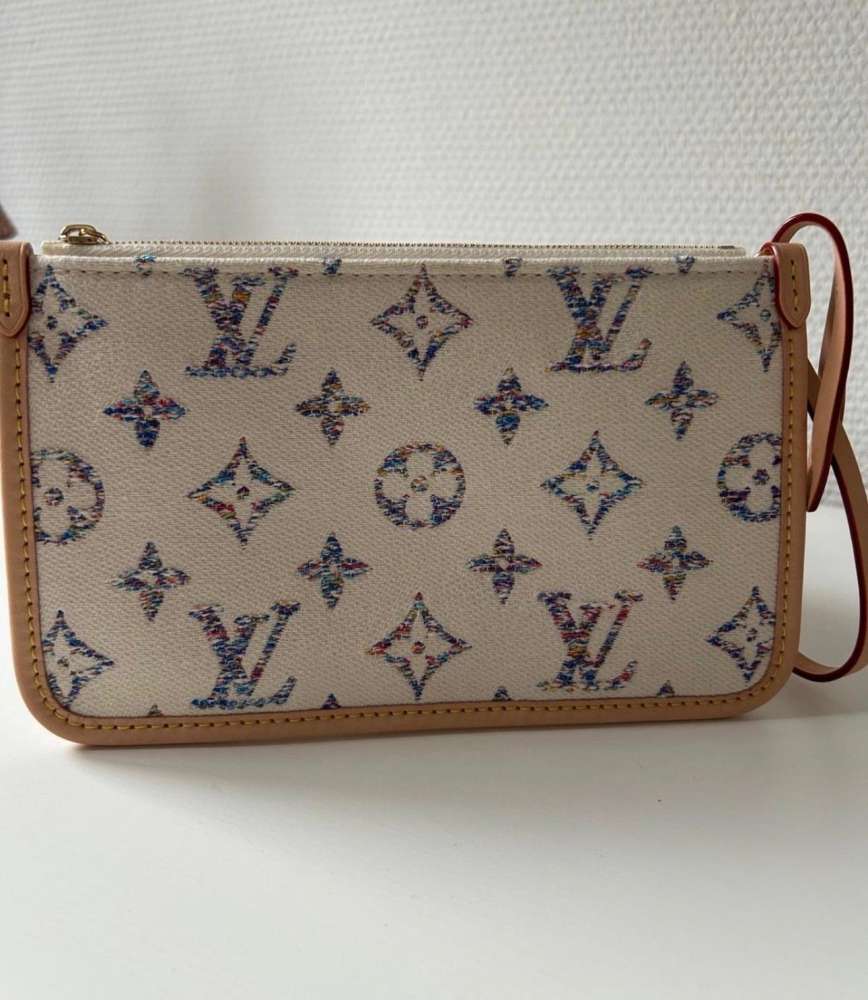Louis Vuitton clutch