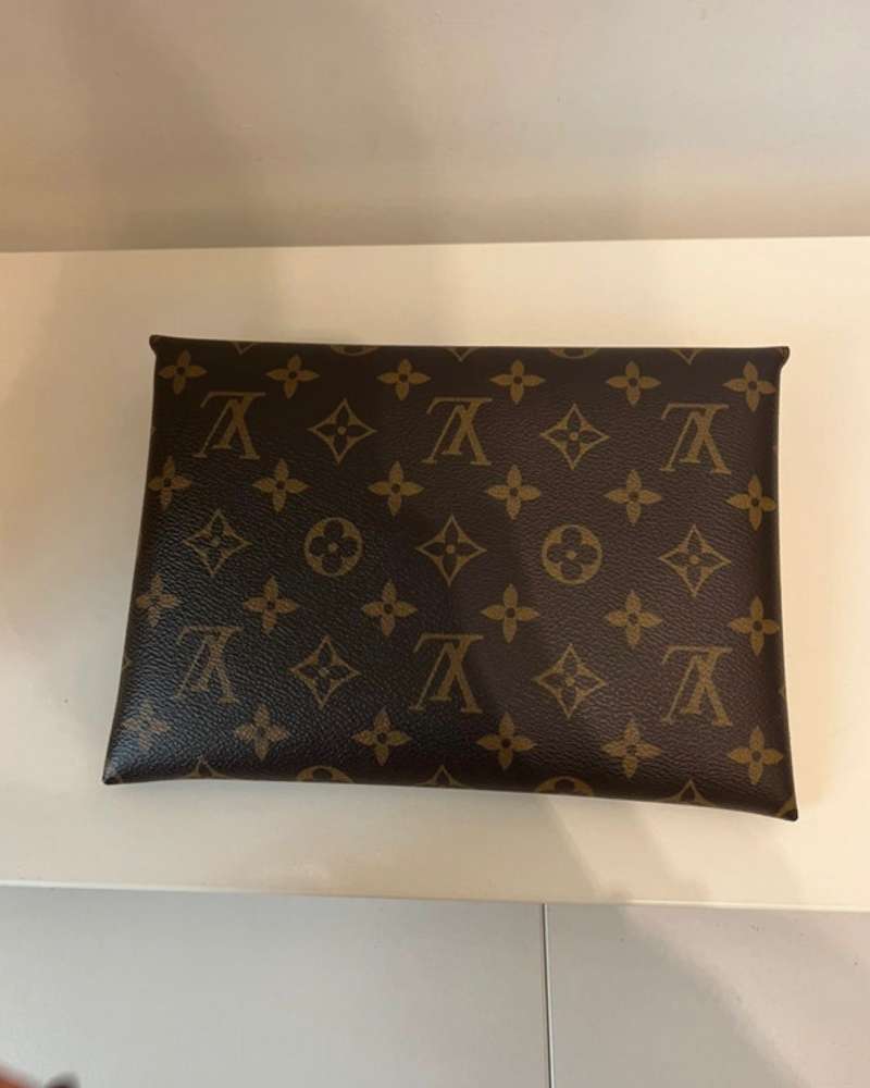 Louis Vuitton kirigami