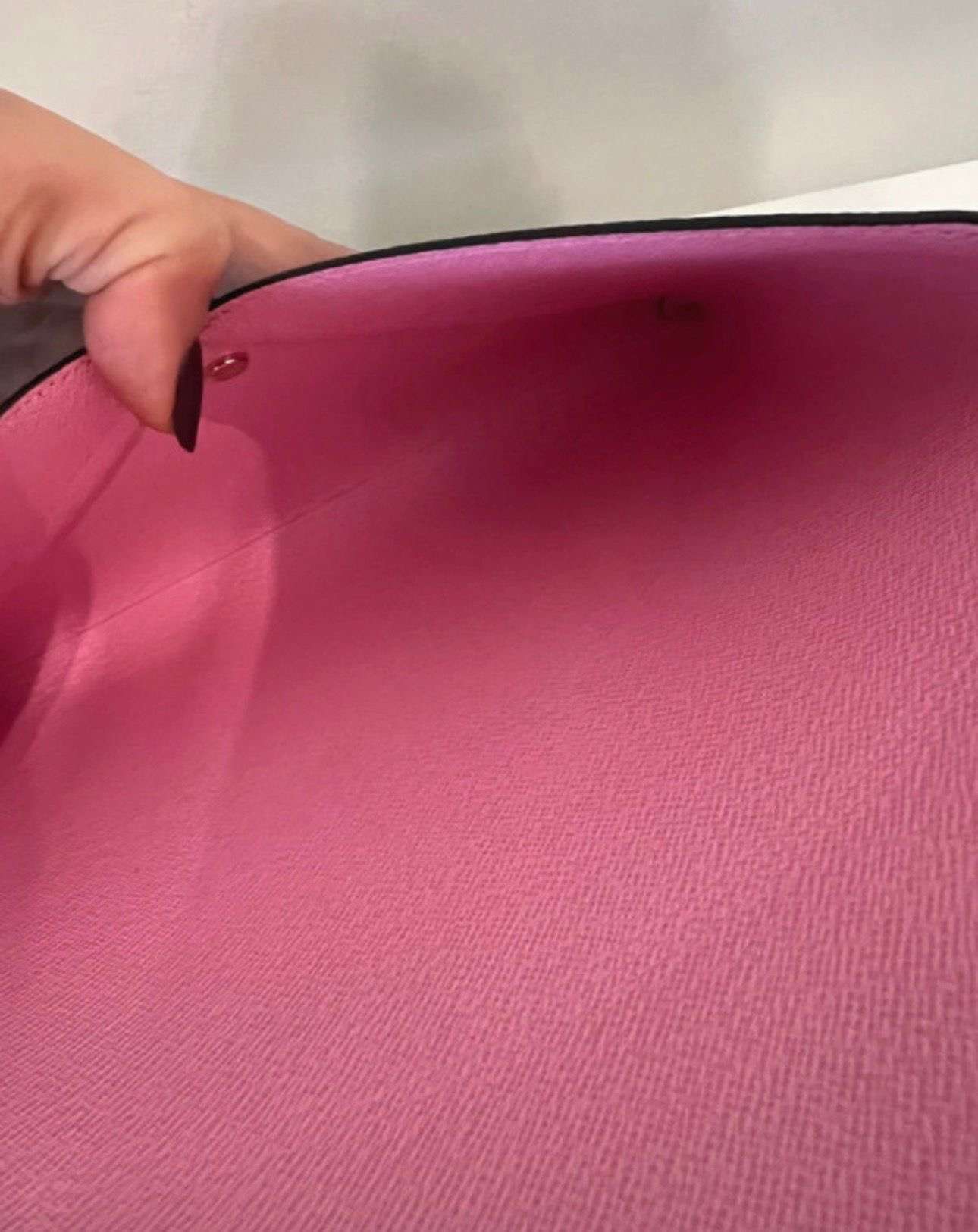 Louis Vuitton kirigami