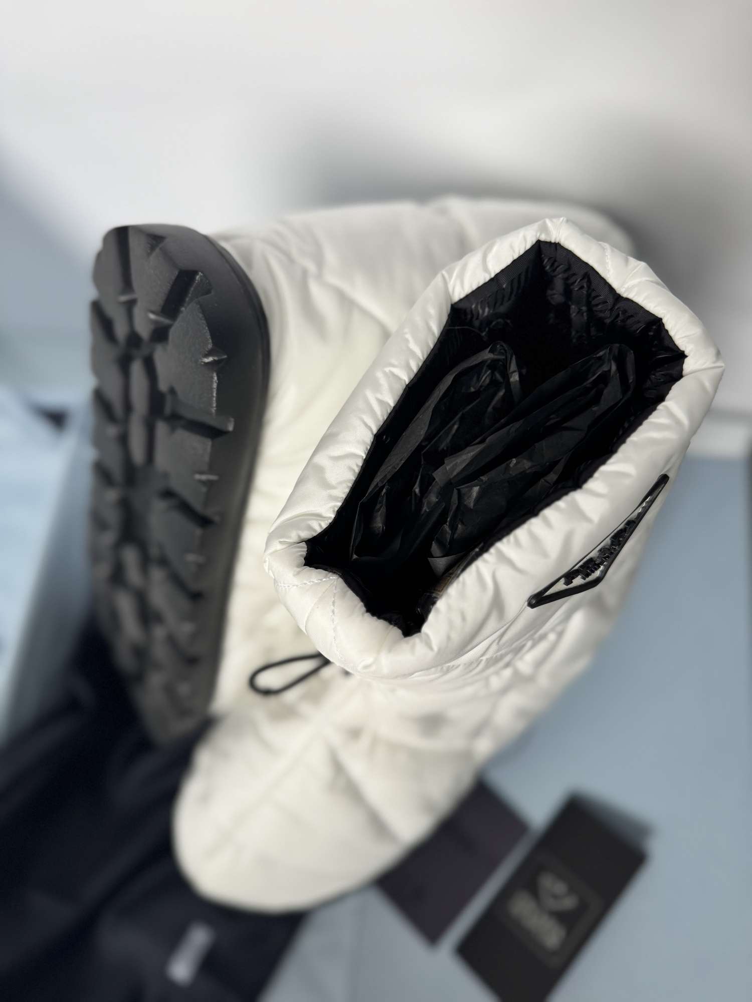 Prada snehule s dokladom