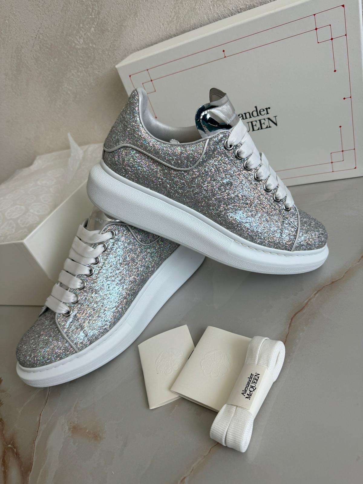 Alexander McQueen velkost 39