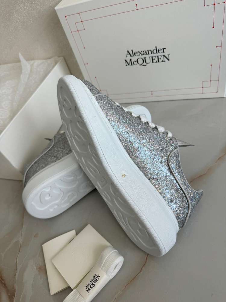 Alexander McQueen velkost 39