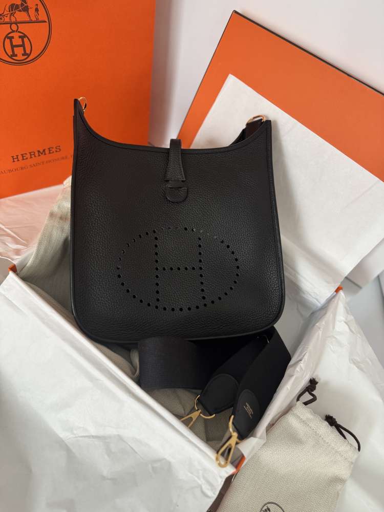 Hermes Evelyne 29 black GHW s dokladom