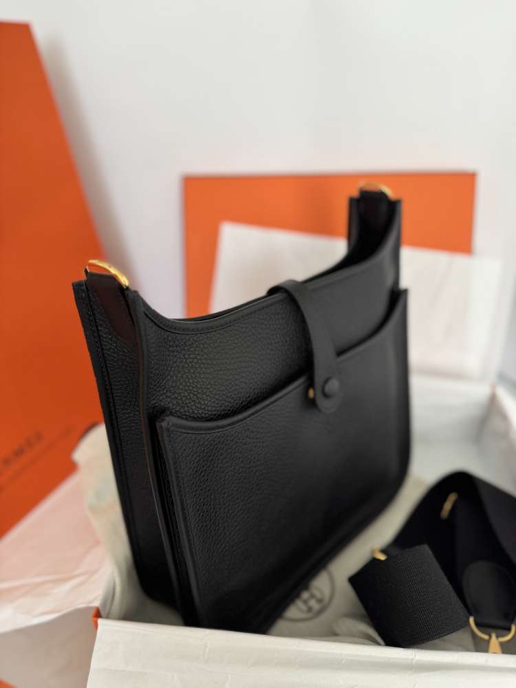 Hermes Evelyne 29 black GHW s dokladom