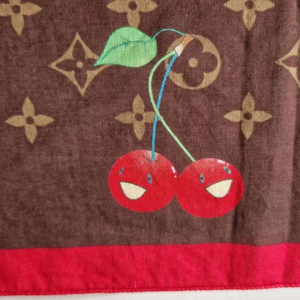 Louis Vuitton Foulard