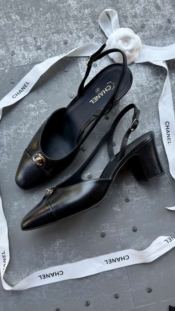 Chanel Slingback
