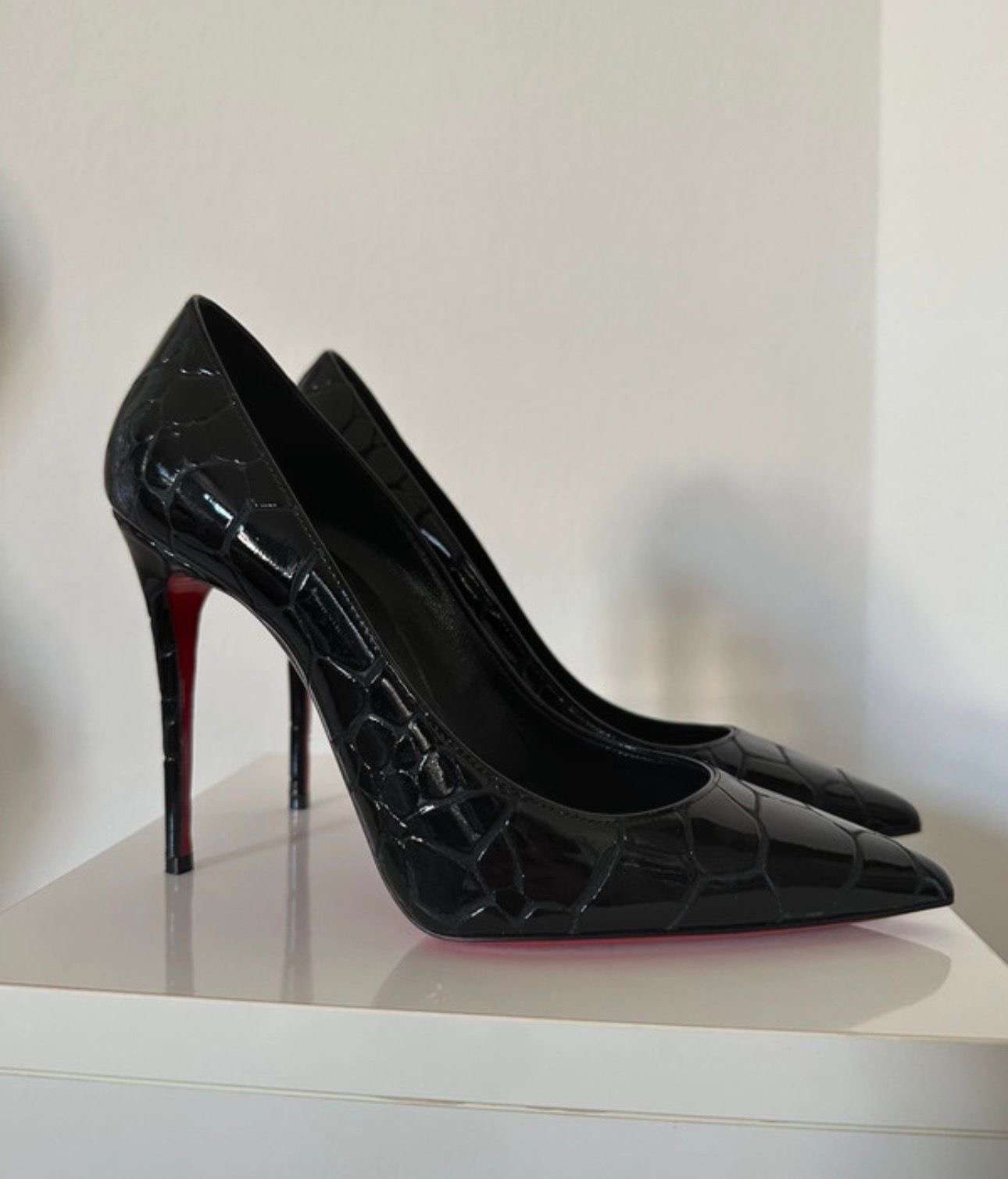 Louboutin lodičky