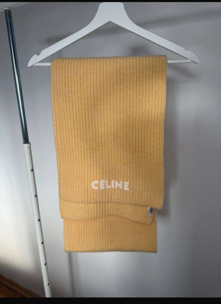 Celine šál