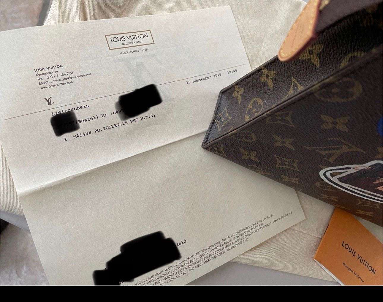 Louis Vuitton pochette