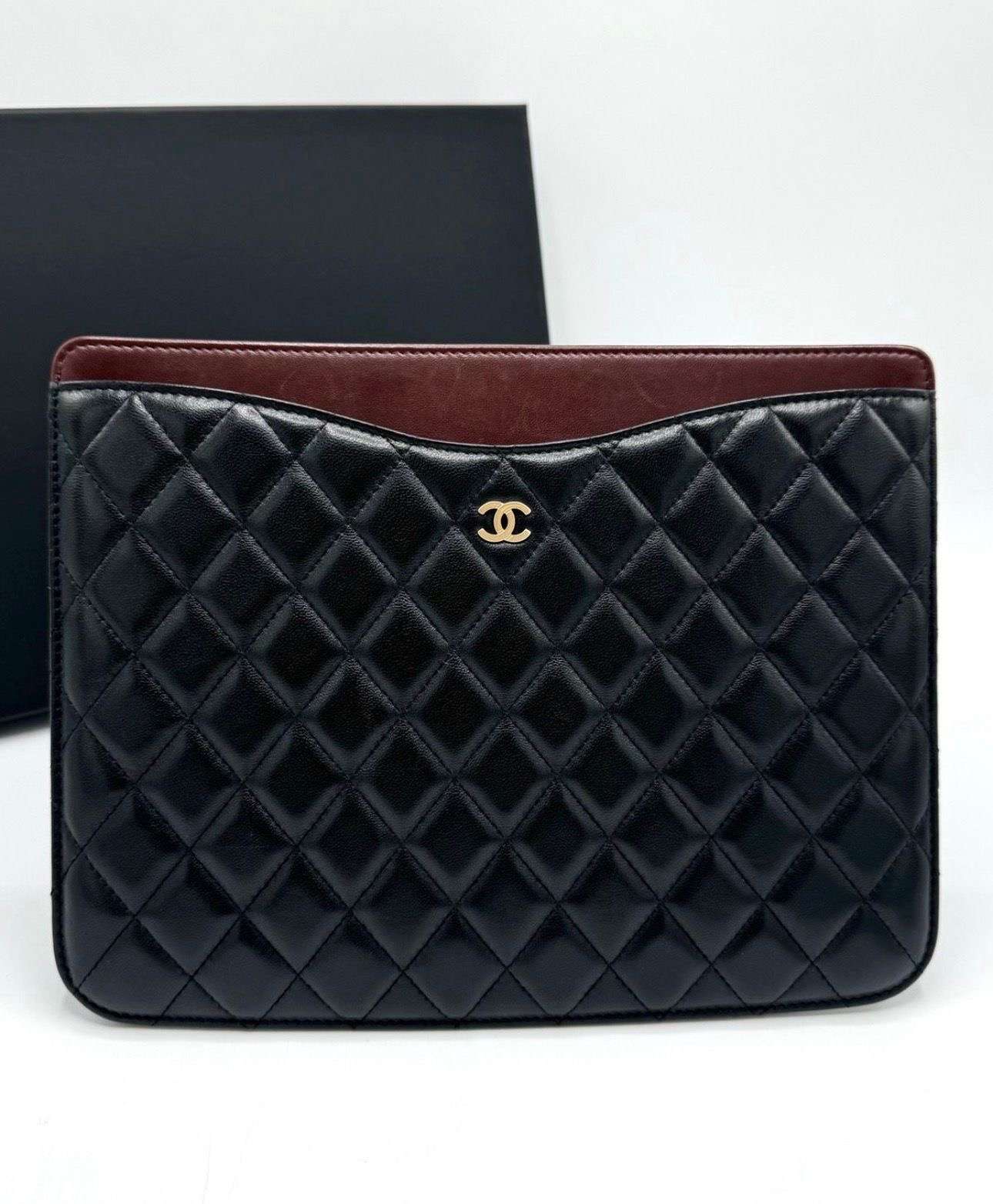 Chanel clutch