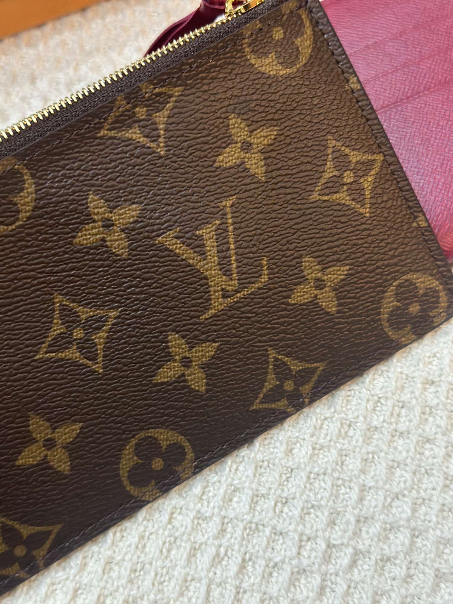 LV Card holder & pochette