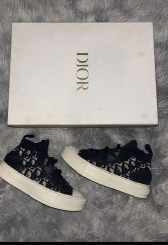 https://vipluxury.sk/Dior tenisky
