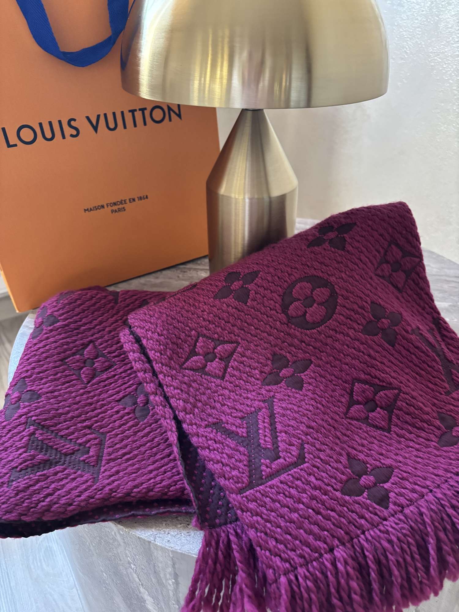 Louis Vuitton Logomania šál