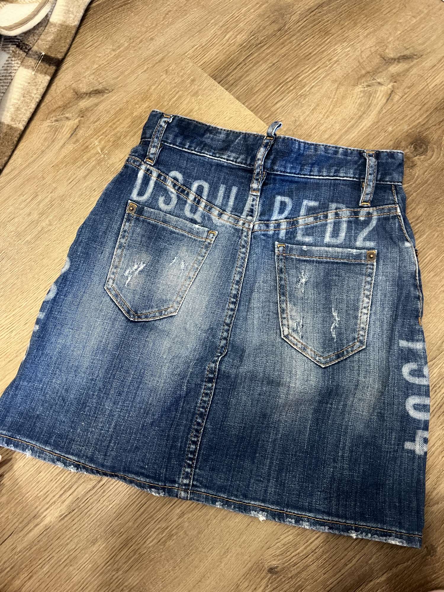 Dsquared2 sukne