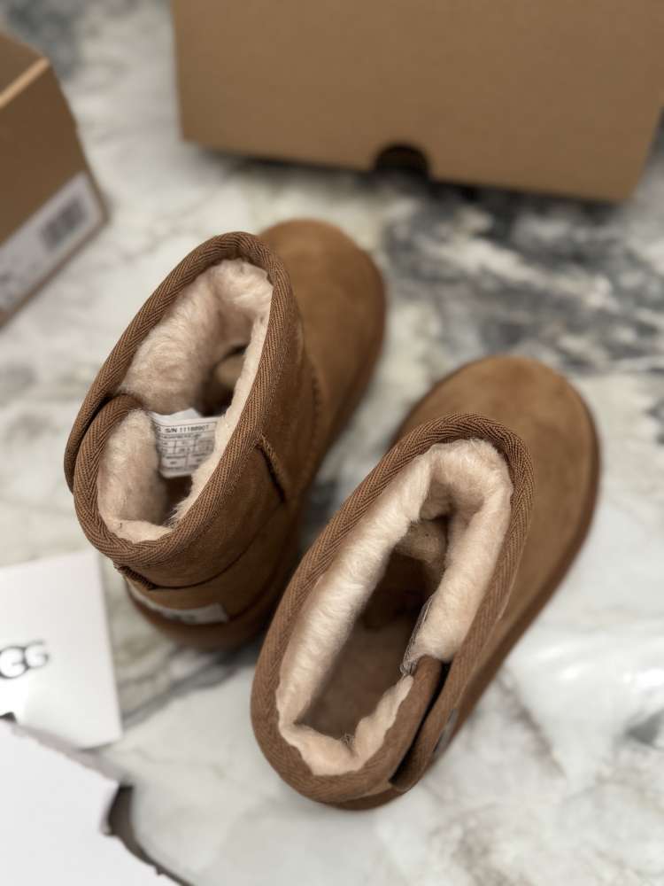 Detské UGG veľkosť 28,5