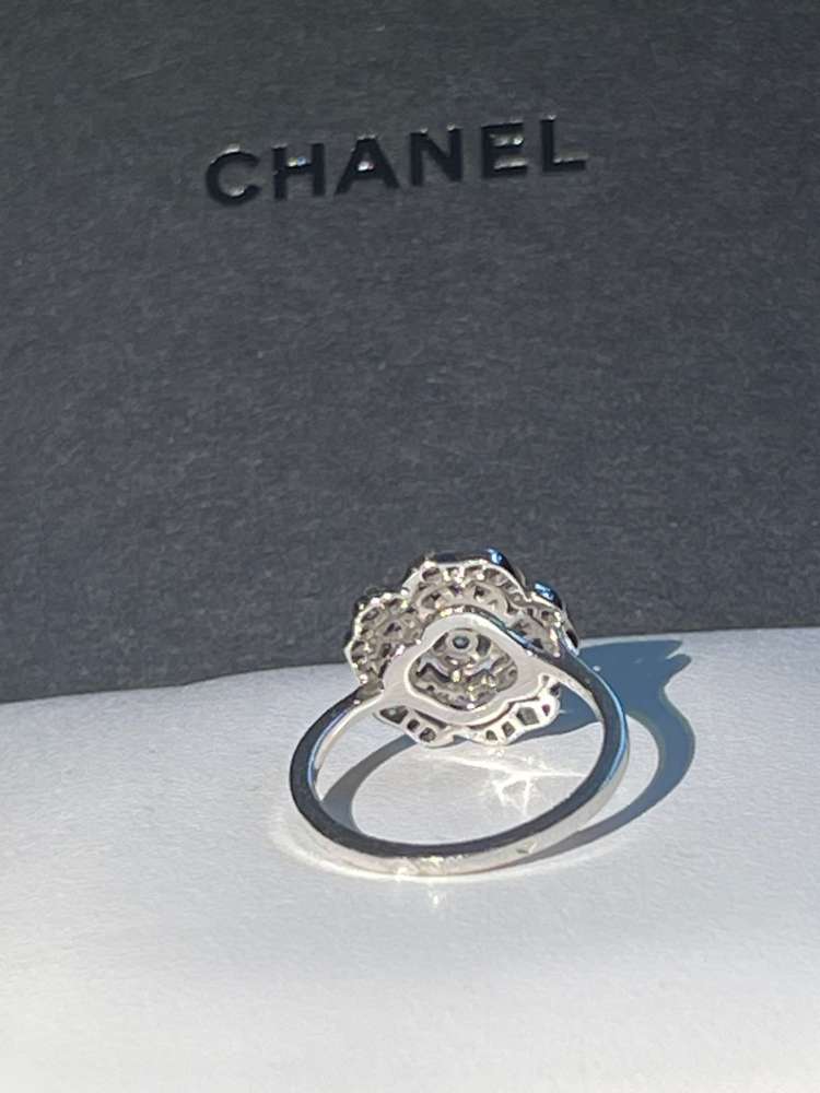 Chanel prsteň
