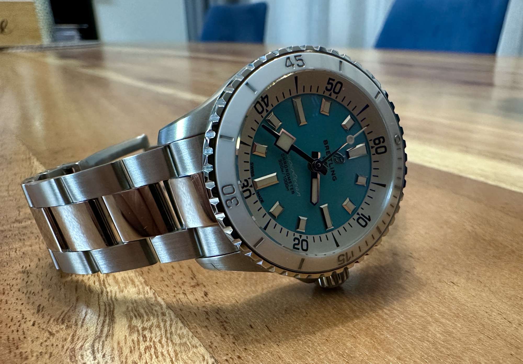 Dámske hodinky Breitling Superocean Automatic 36