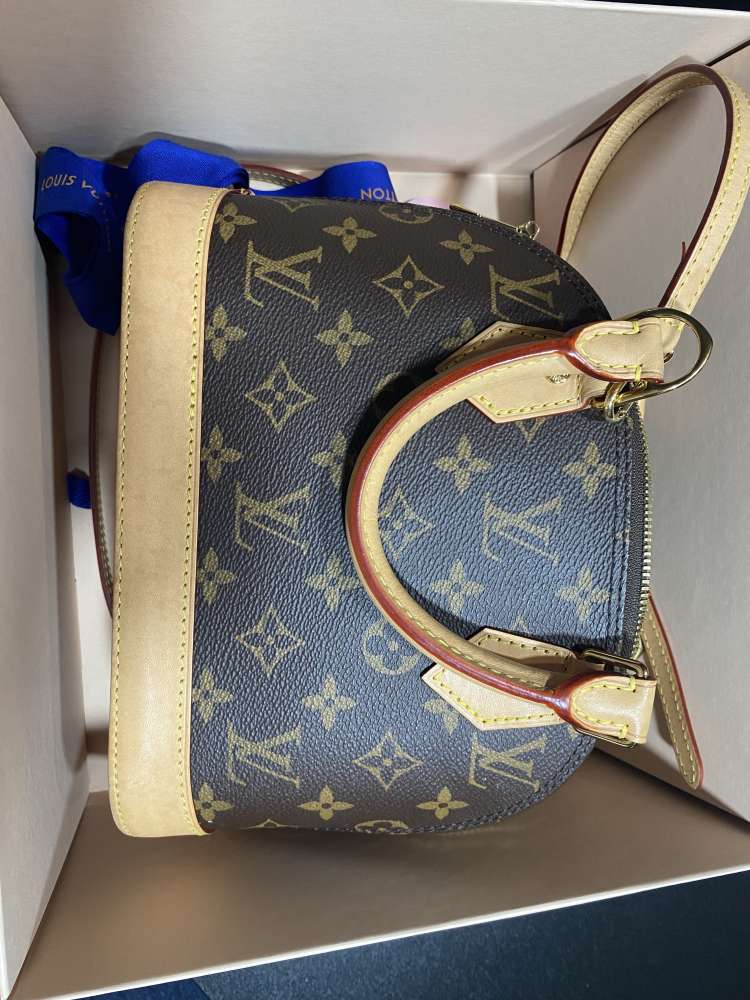 LV alma monogram